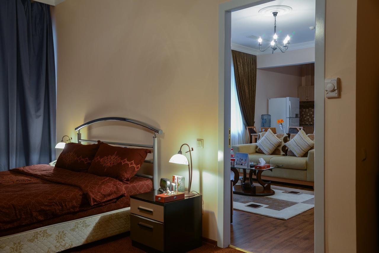 City Mansion Aparthotel Baku Bagian luar foto