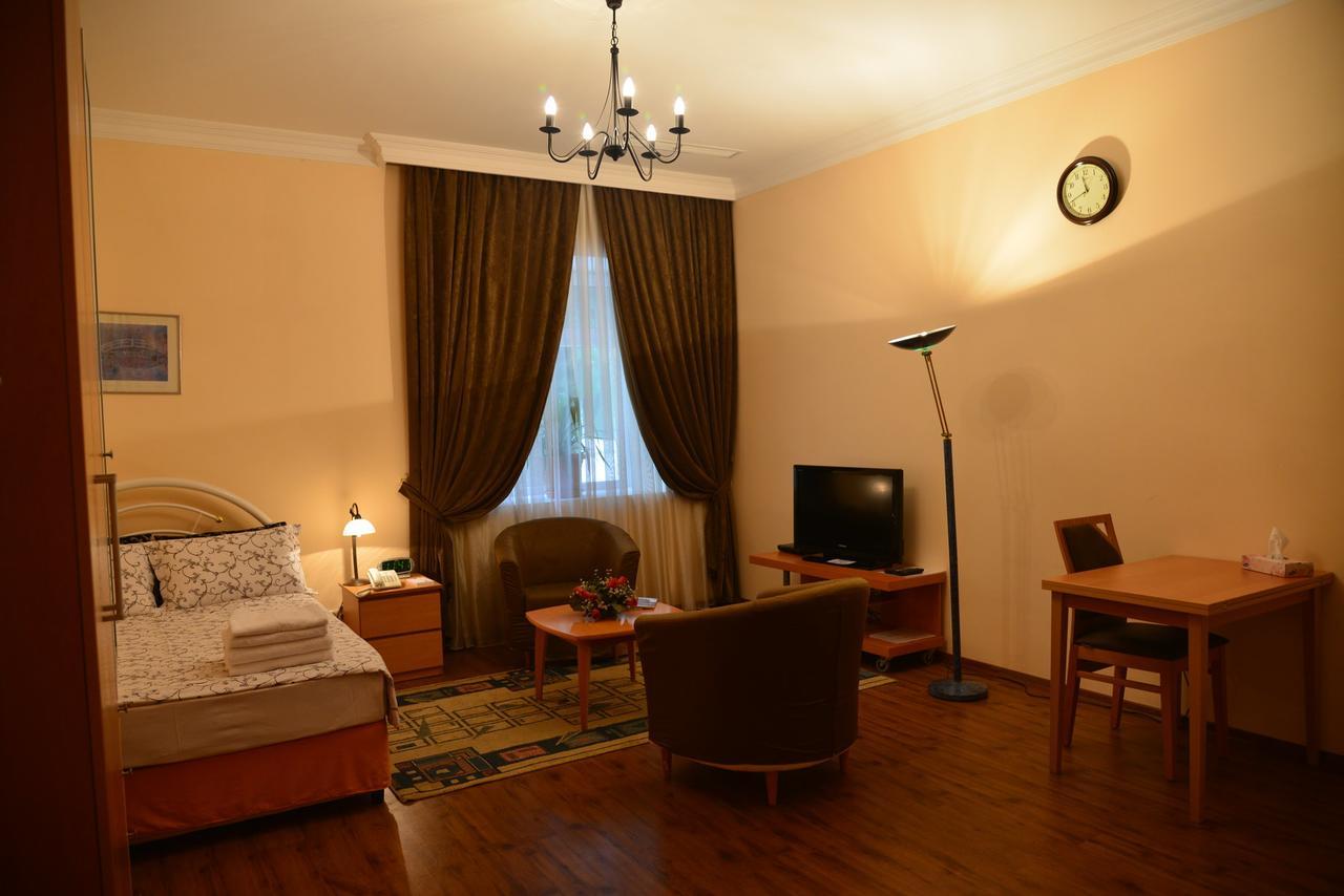 City Mansion Aparthotel Baku Bagian luar foto