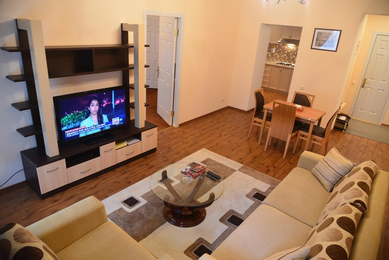 City Mansion Aparthotel Baku Bagian luar foto