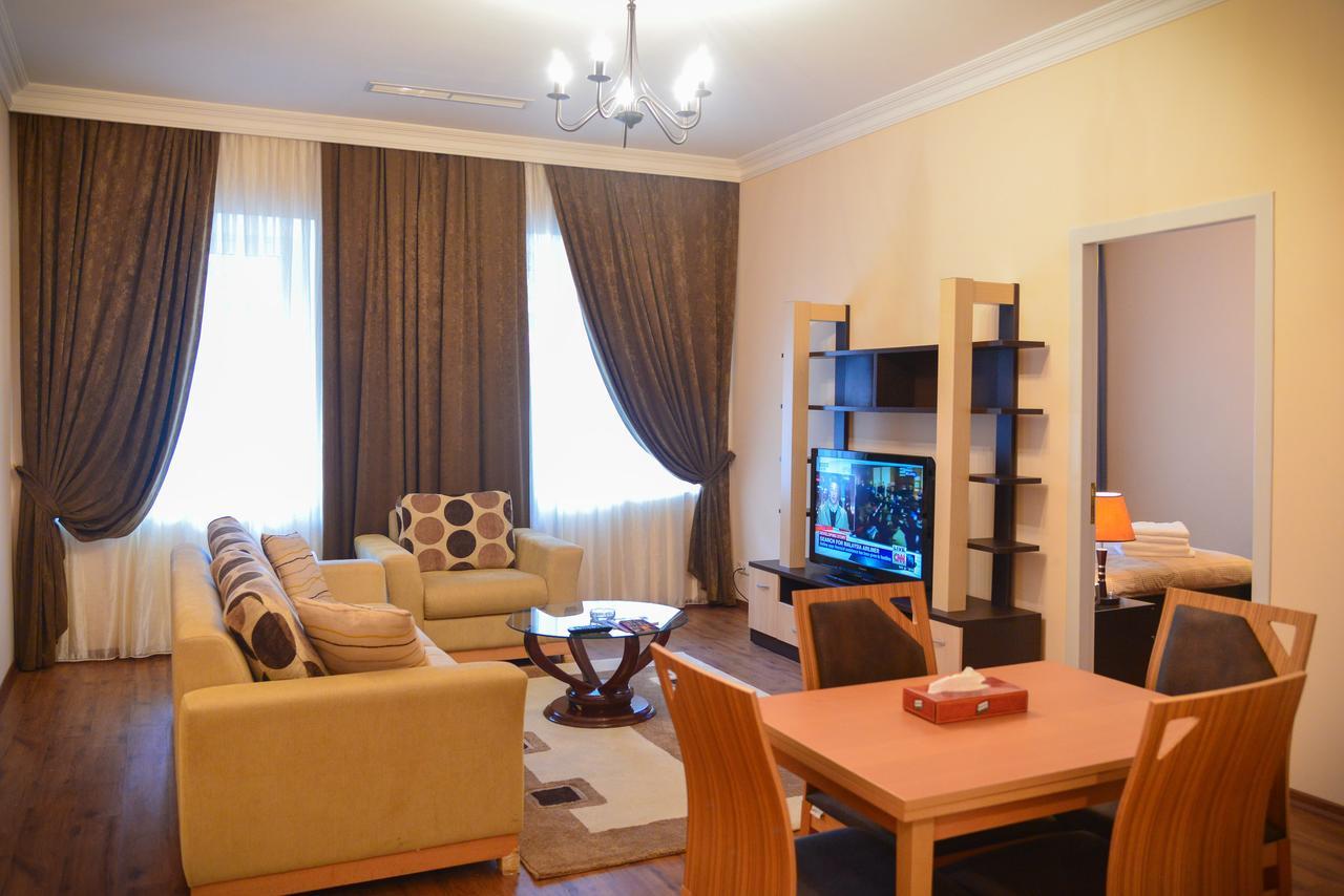 City Mansion Aparthotel Baku Bagian luar foto