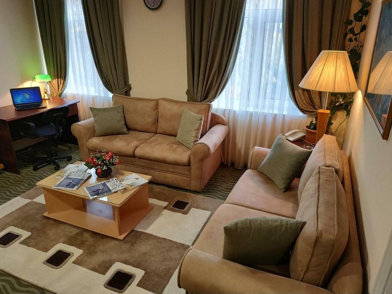 City Mansion Aparthotel Baku Bagian luar foto